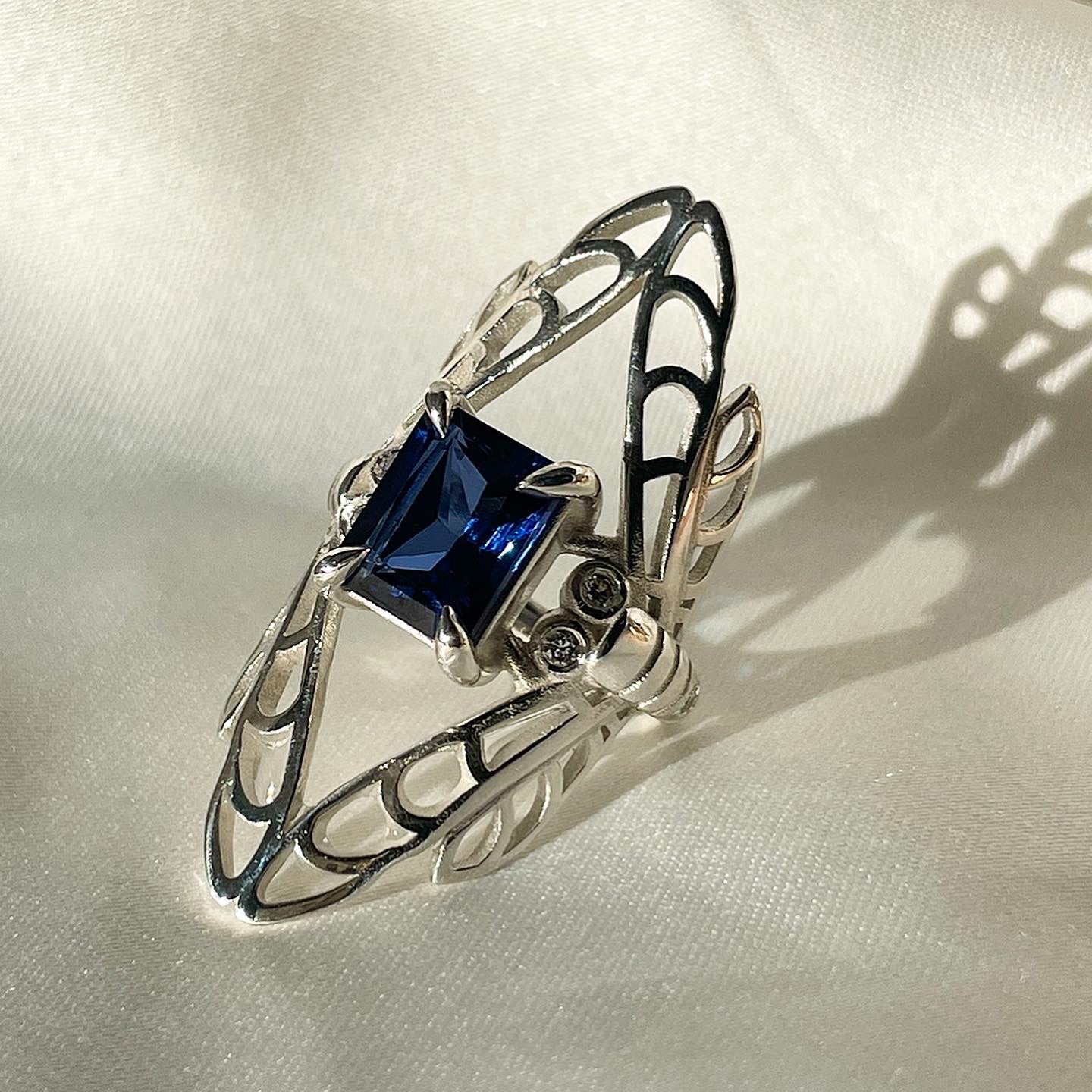 Sapphire sparkles as September's birthstone 💙