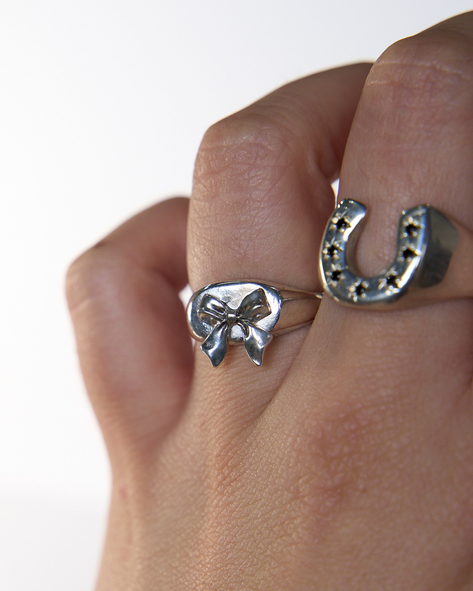 Bow Signet Ring - Solid 9K Gold
