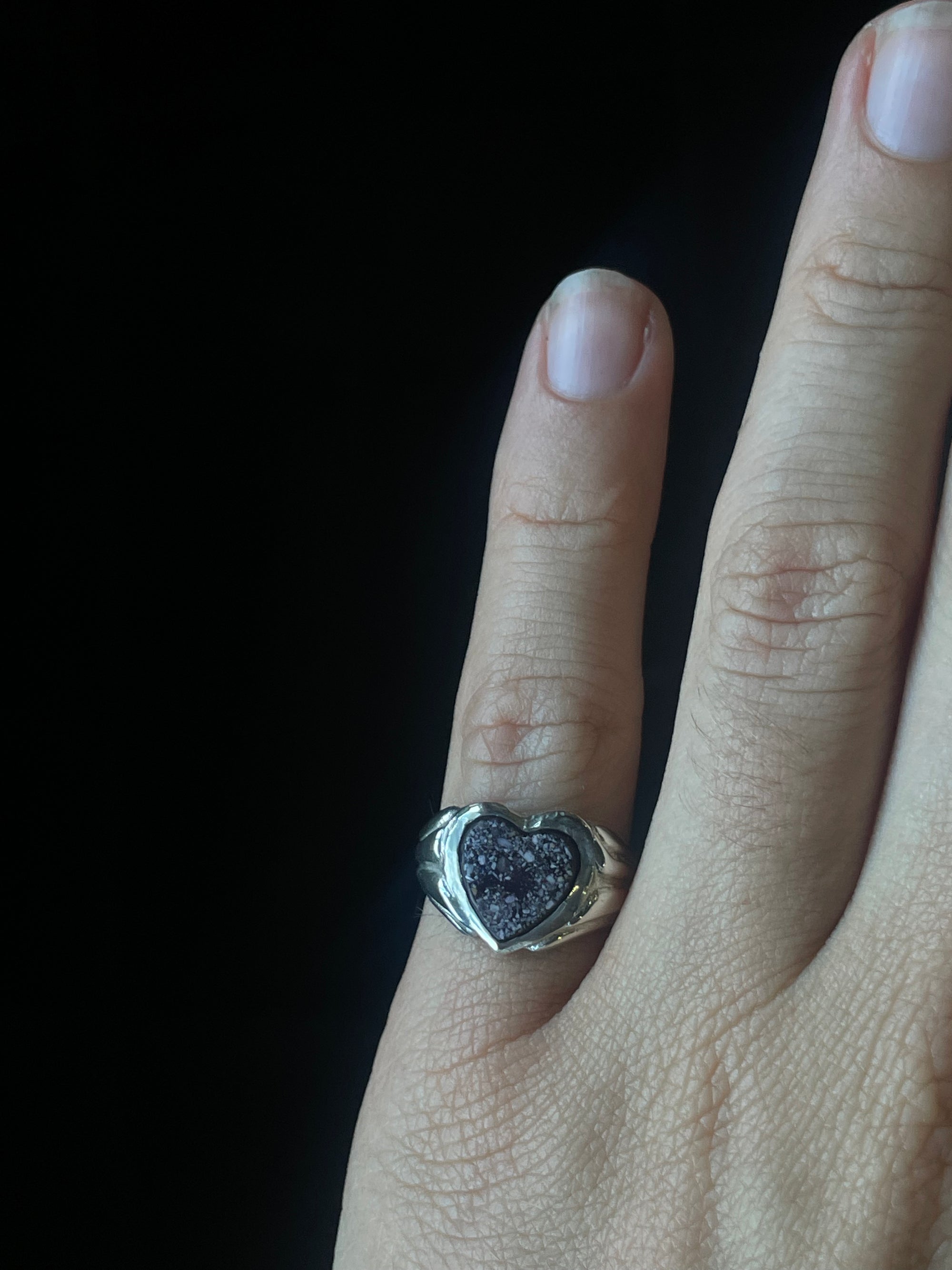 Heart's Ashes Ring - Sterling Silver