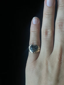Heart's Ashes Ring - Solid 9K Gold