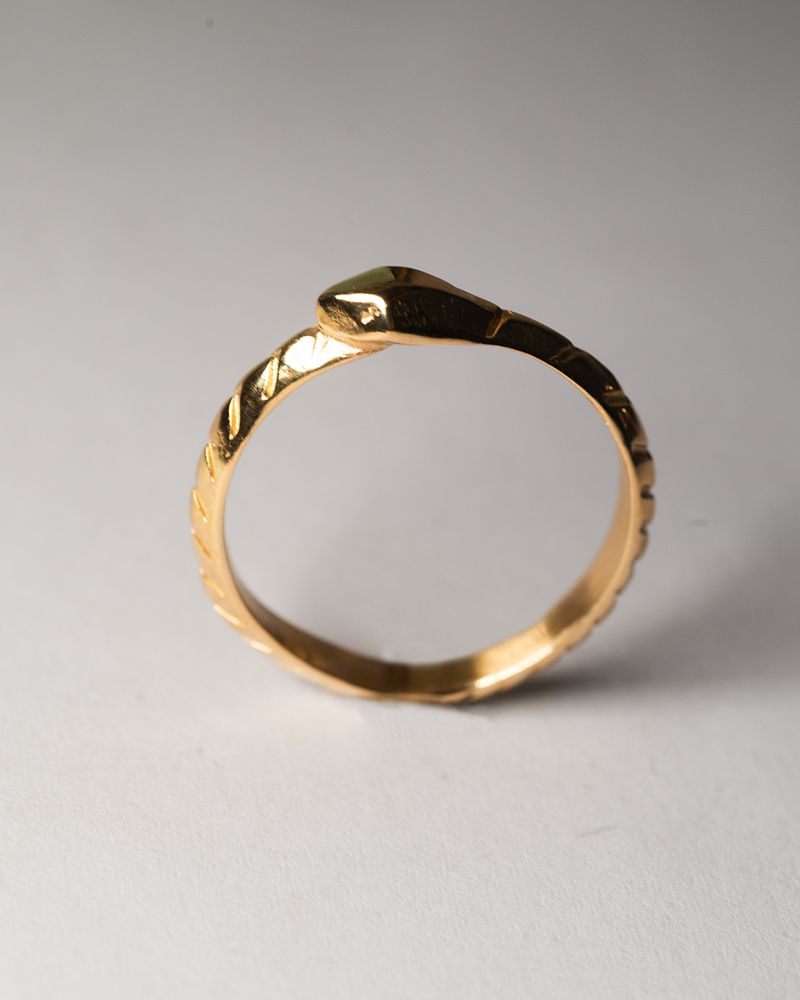 Knife's Edge Ouroboros Snake Ring - Solid 9K Gold