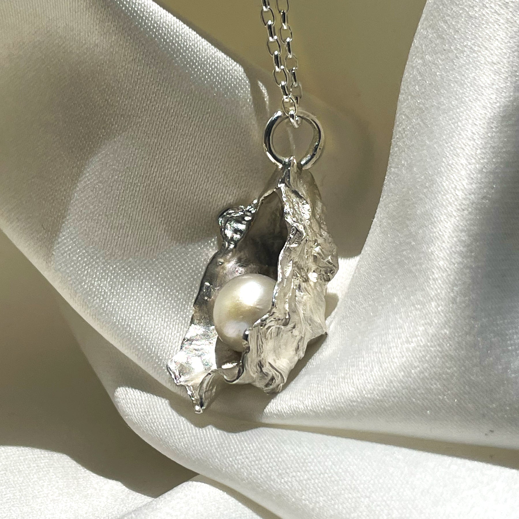 Oyster Freshwater Pearl Necklace Sterling Silver Serpent the