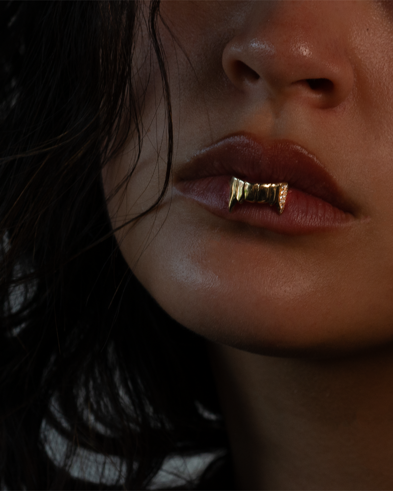 Diamond Le'Petit Fang Ring - Solid 9K Gold