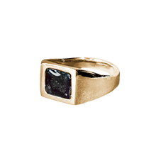 Memorial Signet Ring in 9K Solid Gold