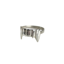 Le'Petit Fang Ring - Sterling Silver