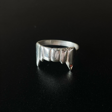 Le'Petit Fang Ring - Sterling Silver