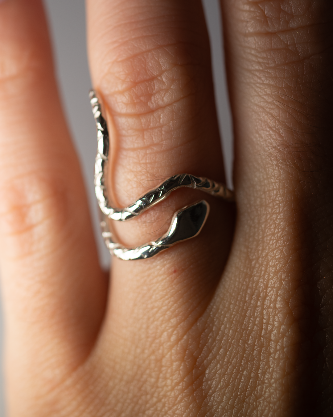 Serpentine Snake Ring - Sterling Silver