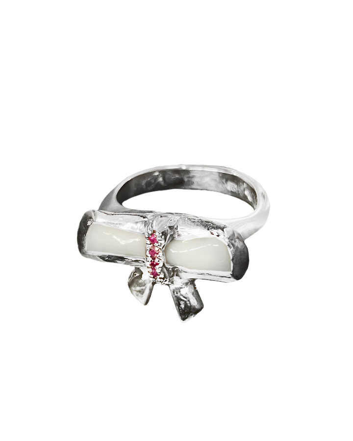 Remember Me Ribbon Tooth Ring - Sterling Silver