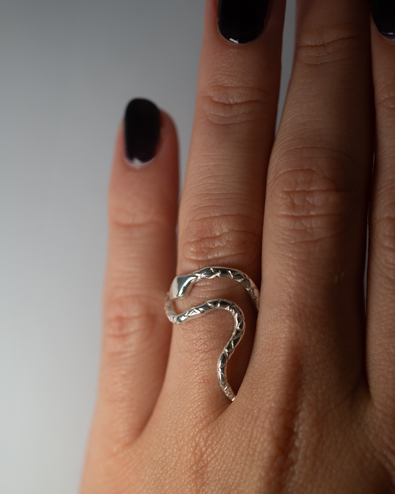Serpentine Snake Ring - Sterling Silver