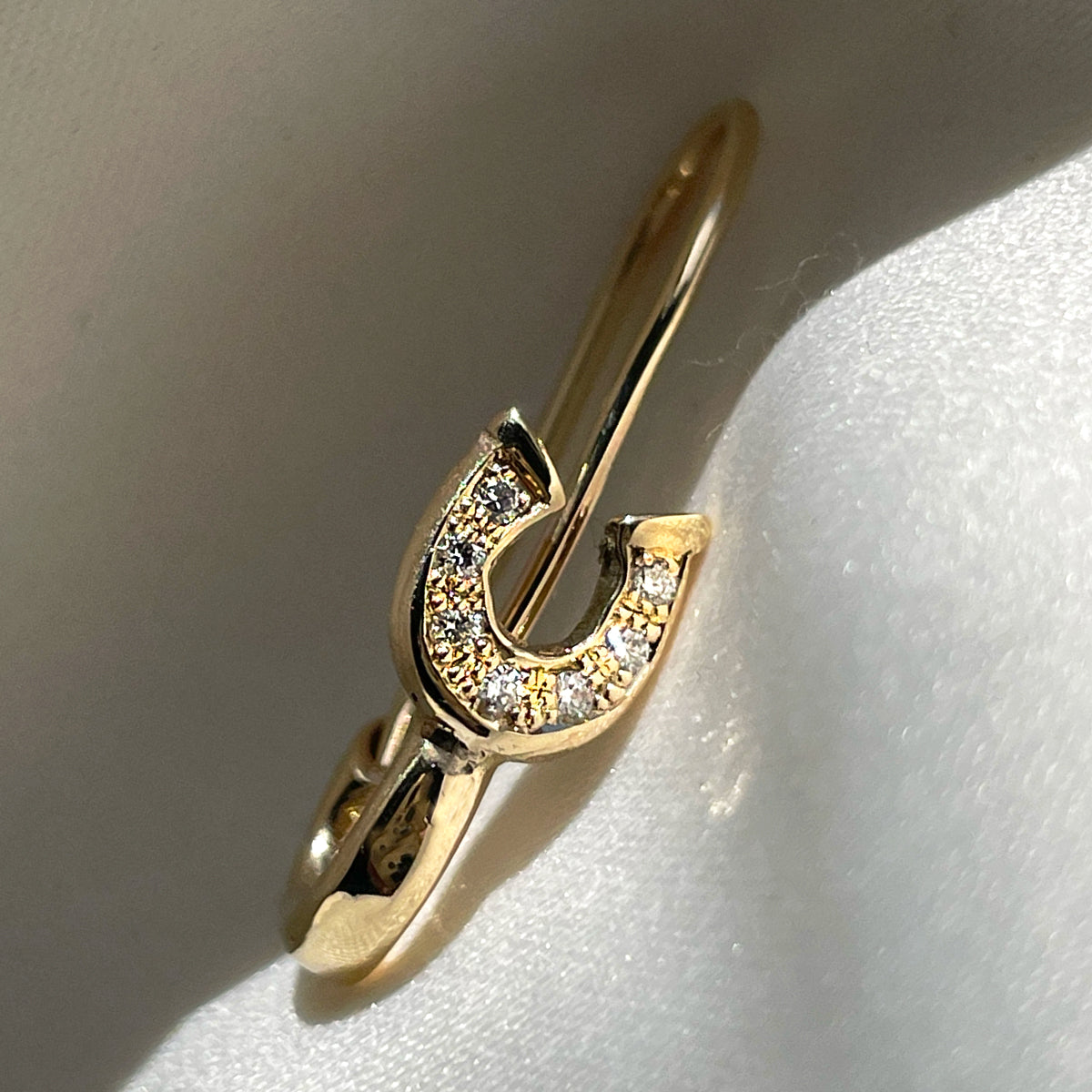 7 Diamond Lucky Horseshoe Safety Pin Earring
