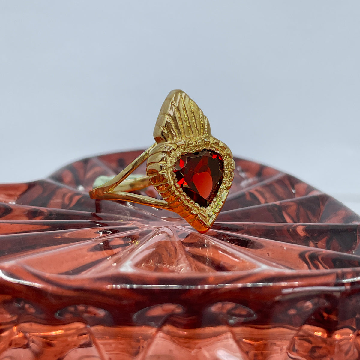 Solid gold heart shop ring