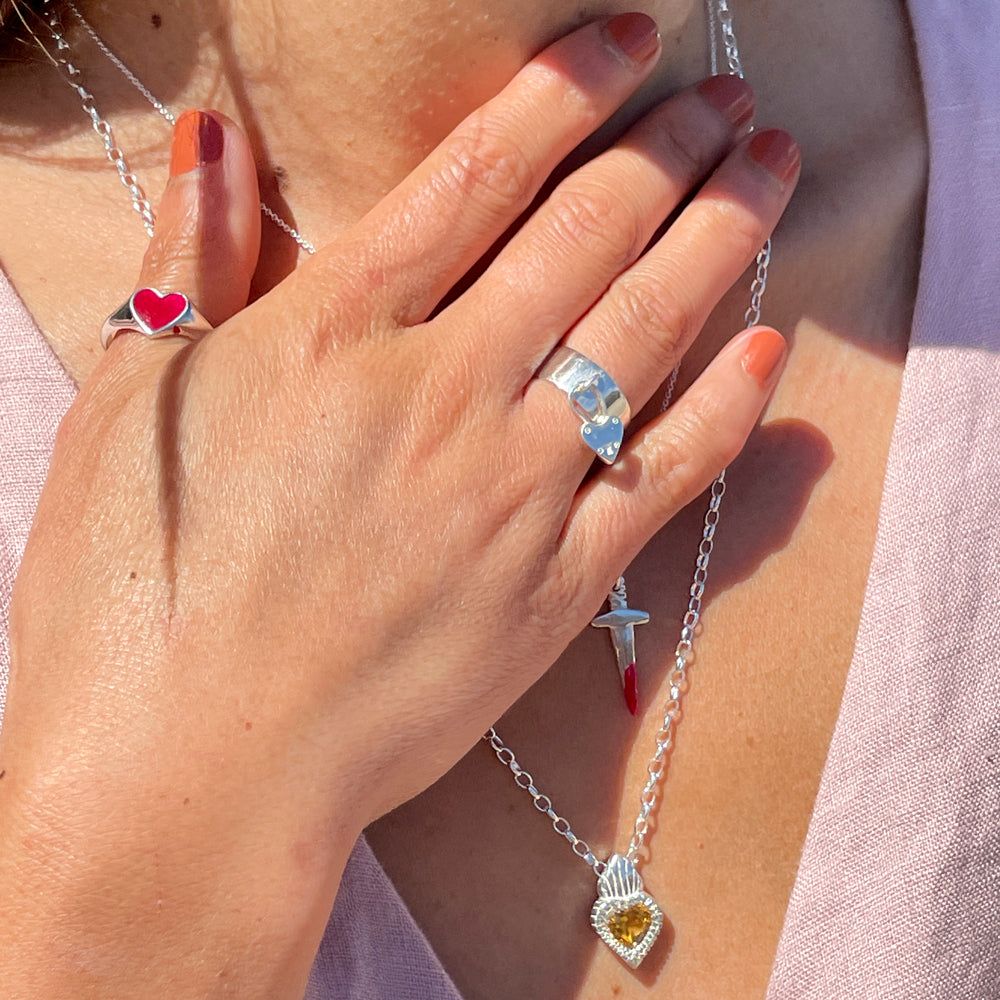 Heart finger sale ring