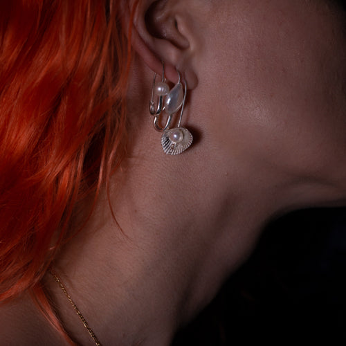 Classic Pearl Safety Pin Earring Silver - Serpent & the Swan